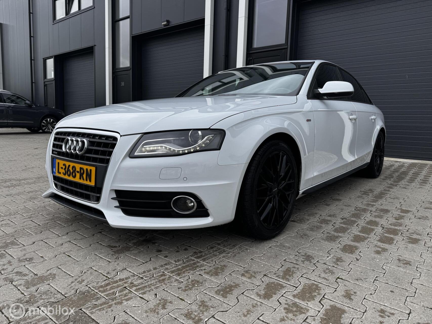 Audi A4 Limousine 2.0 TFSI S-Line 2011 179PK, Voorwielaandrijving, Euro 5, 15 km/l, Gebruikt