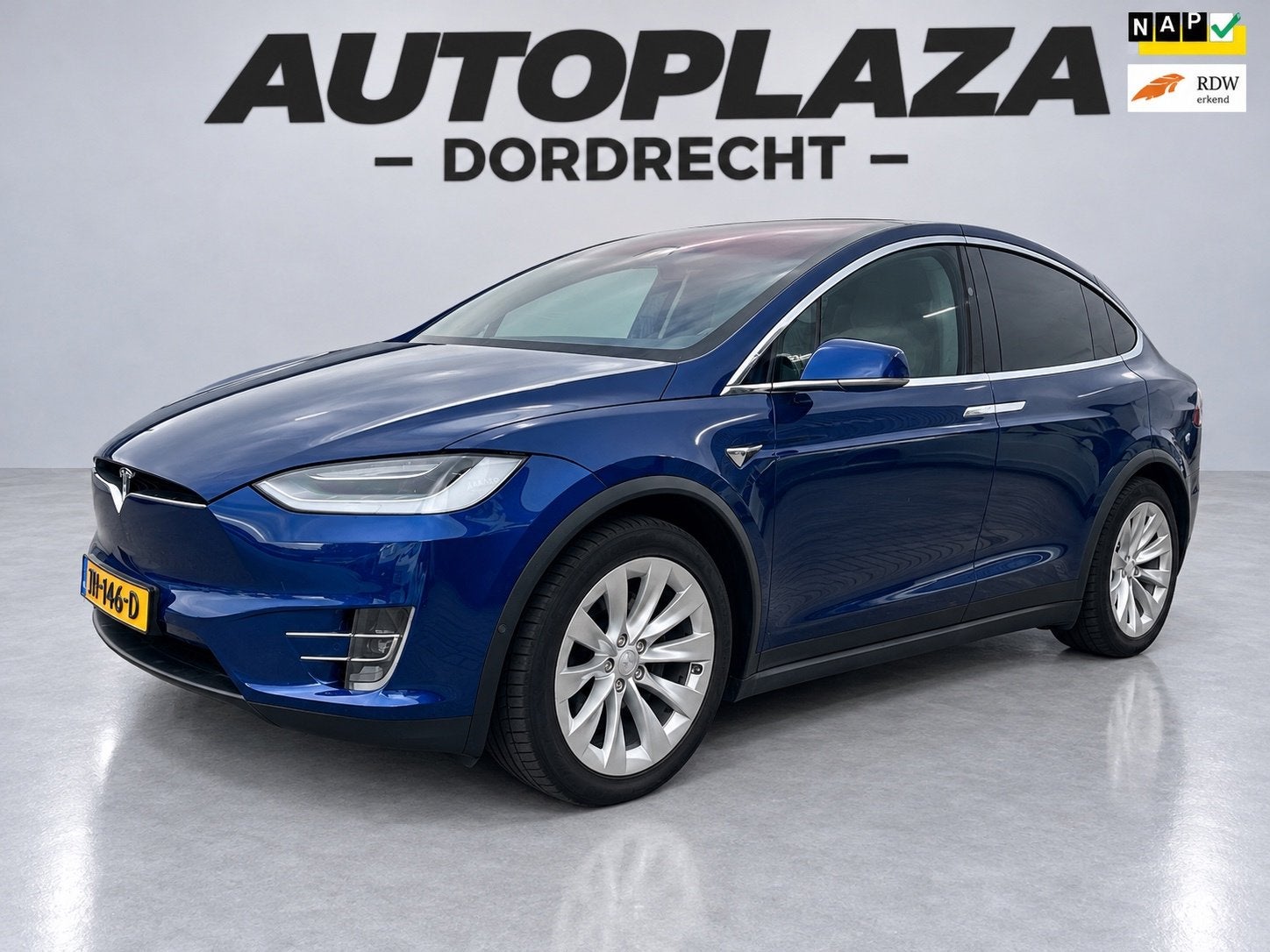 Tesla Model X 75D Base 7p., Auto's, Automaat, Model X, Gebruikt, Beige