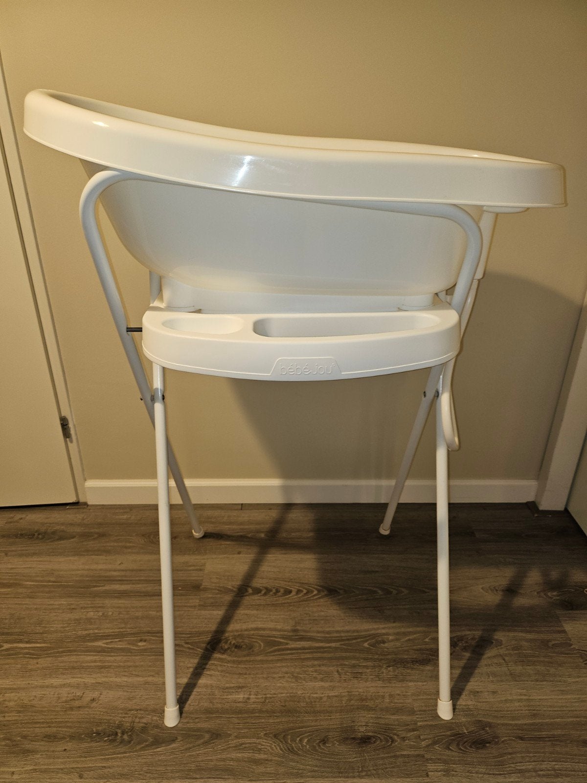 Bébé-jou babybadje met standaard - 103 cm hoog, Ophalen, Zo goed als nieuw, Badje, Bébé-jou