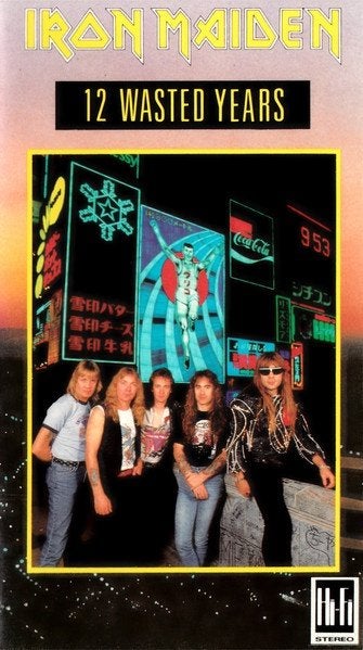 IRON MAIDEN - 12 wasted years VHS VIDEO 1987 UK, Alle leeftijden, Ophalen of Verzenden, Gebruikt, Muziek en Concerten