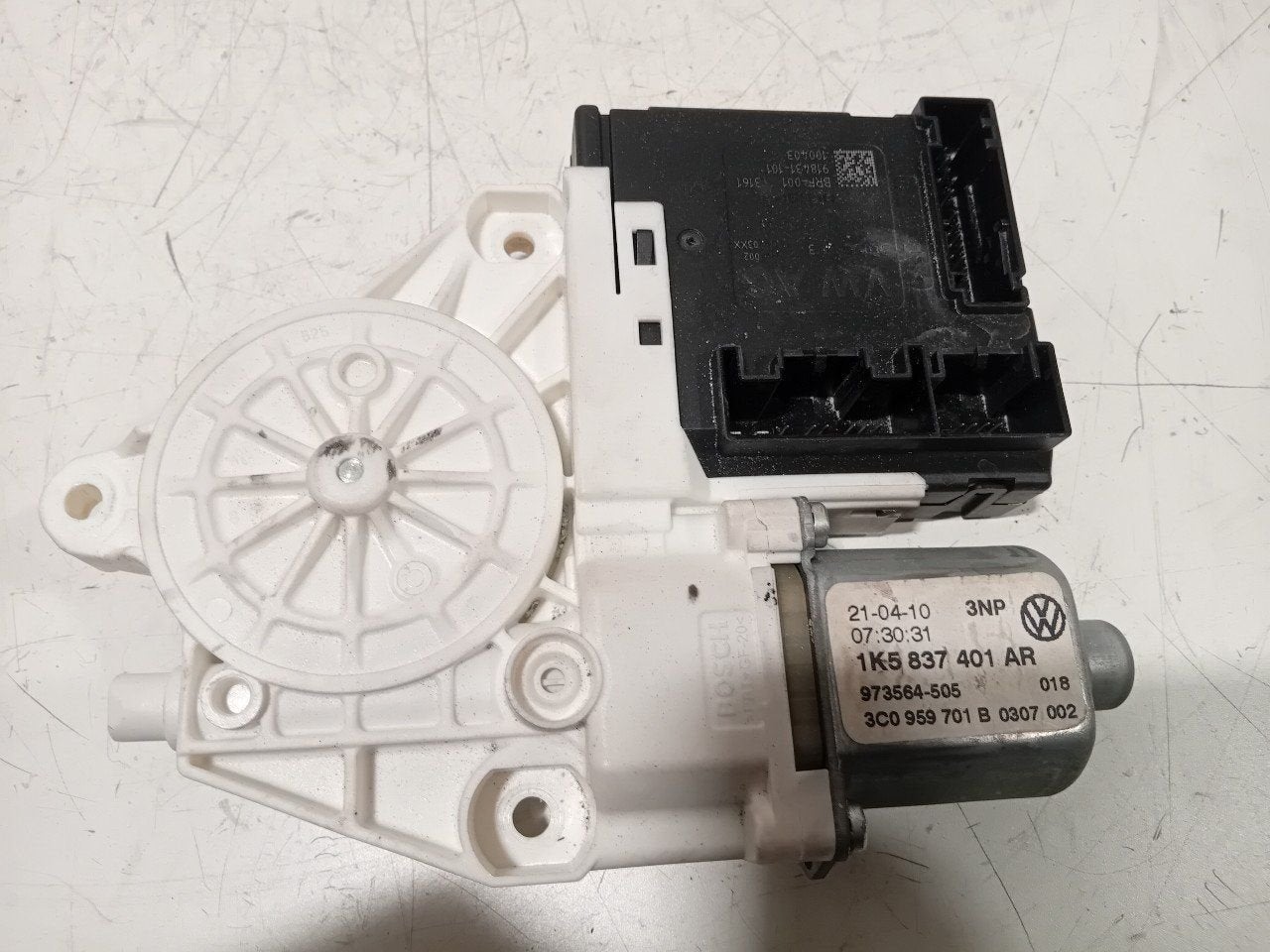 Motor raammechaniek elektrisch links voor Volkswagen Golf