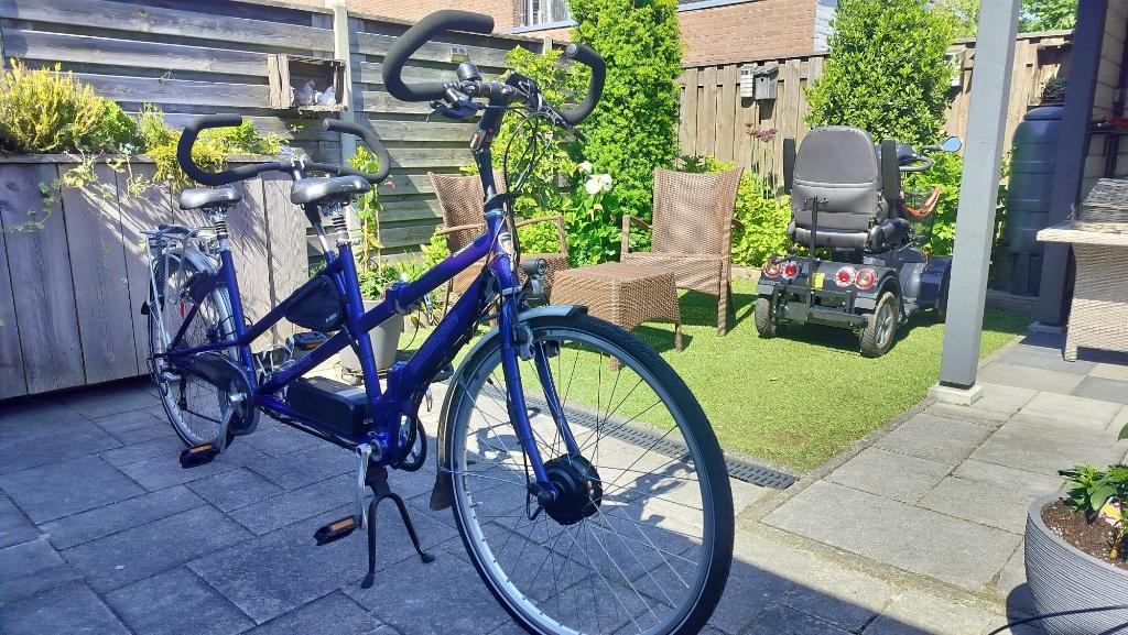 Te koop mooie sportieve Multi cycle Tandem vouwbaar, Fietsen en Brommers, Fietsen | Tandems, Ophalen, Minder dan 10 versnellingen