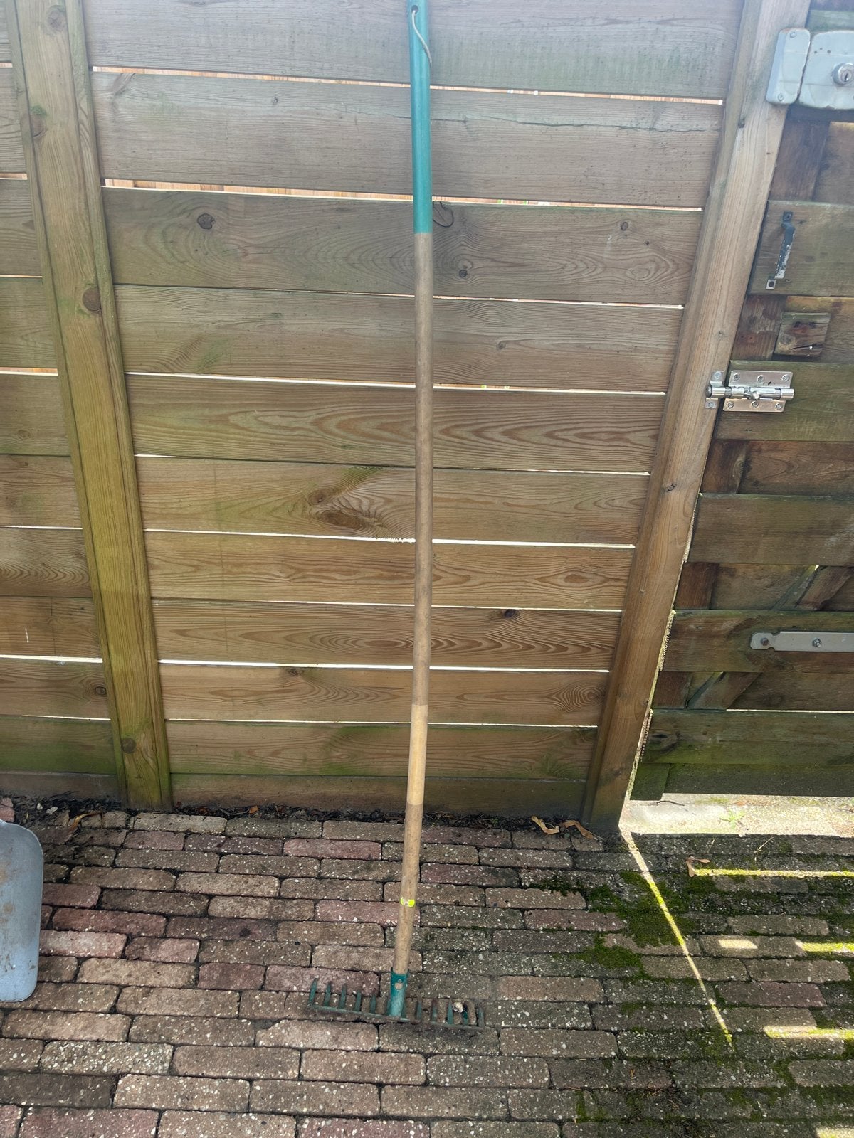 Degelijke hark voor tuin en erf, Ophalen, Gebruikt, Hark