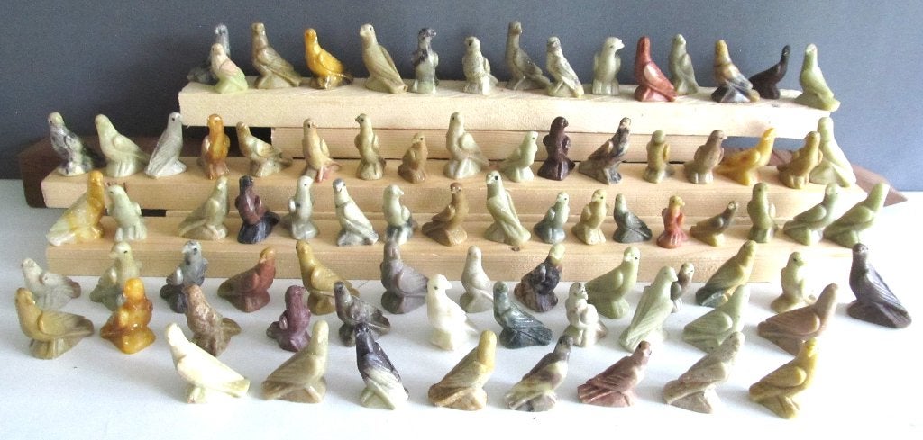 vogels natuurstenen collectie circa 125 vogeltjes/duifjes, Verzamelen, Beelden en Beeldjes, Ophalen of Verzenden, Zo goed als nieuw