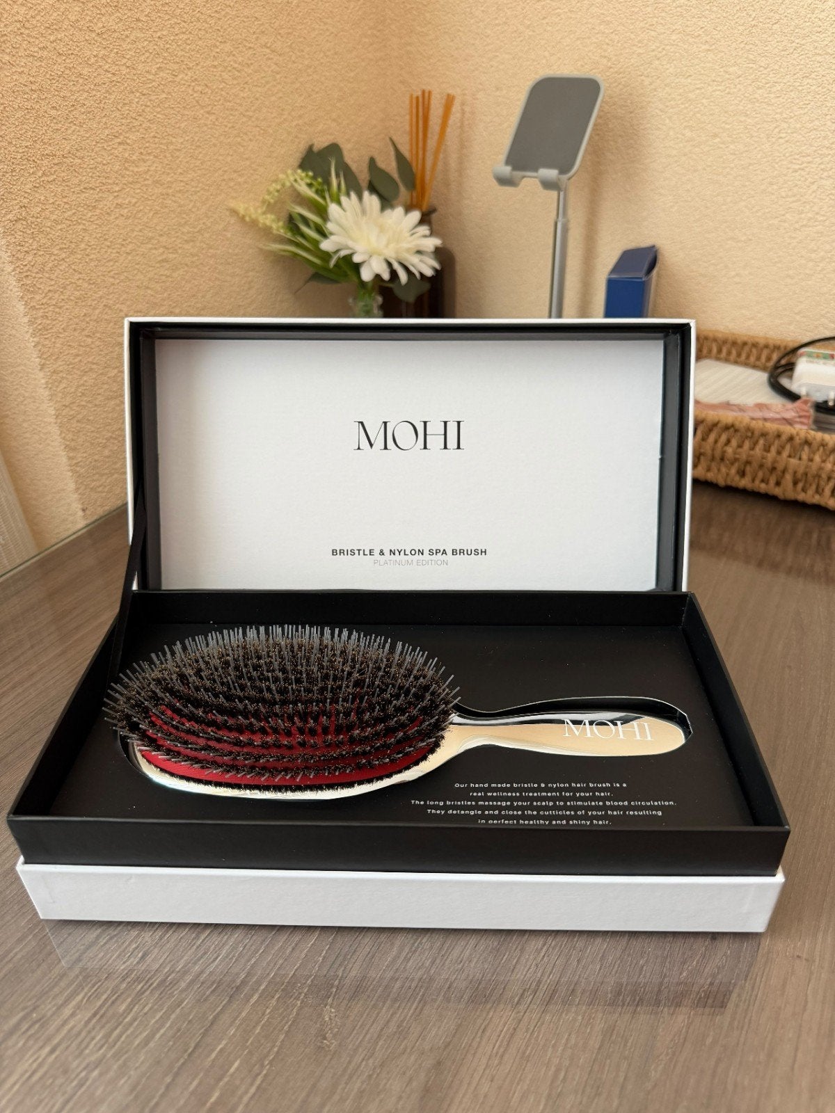 MOHI Bristle & Nylon Spa Brush Platinum Edition, Sieraden, Tassen en Uiterlijk, Ophalen of Verzenden, Nieuw, Kam of Borstel