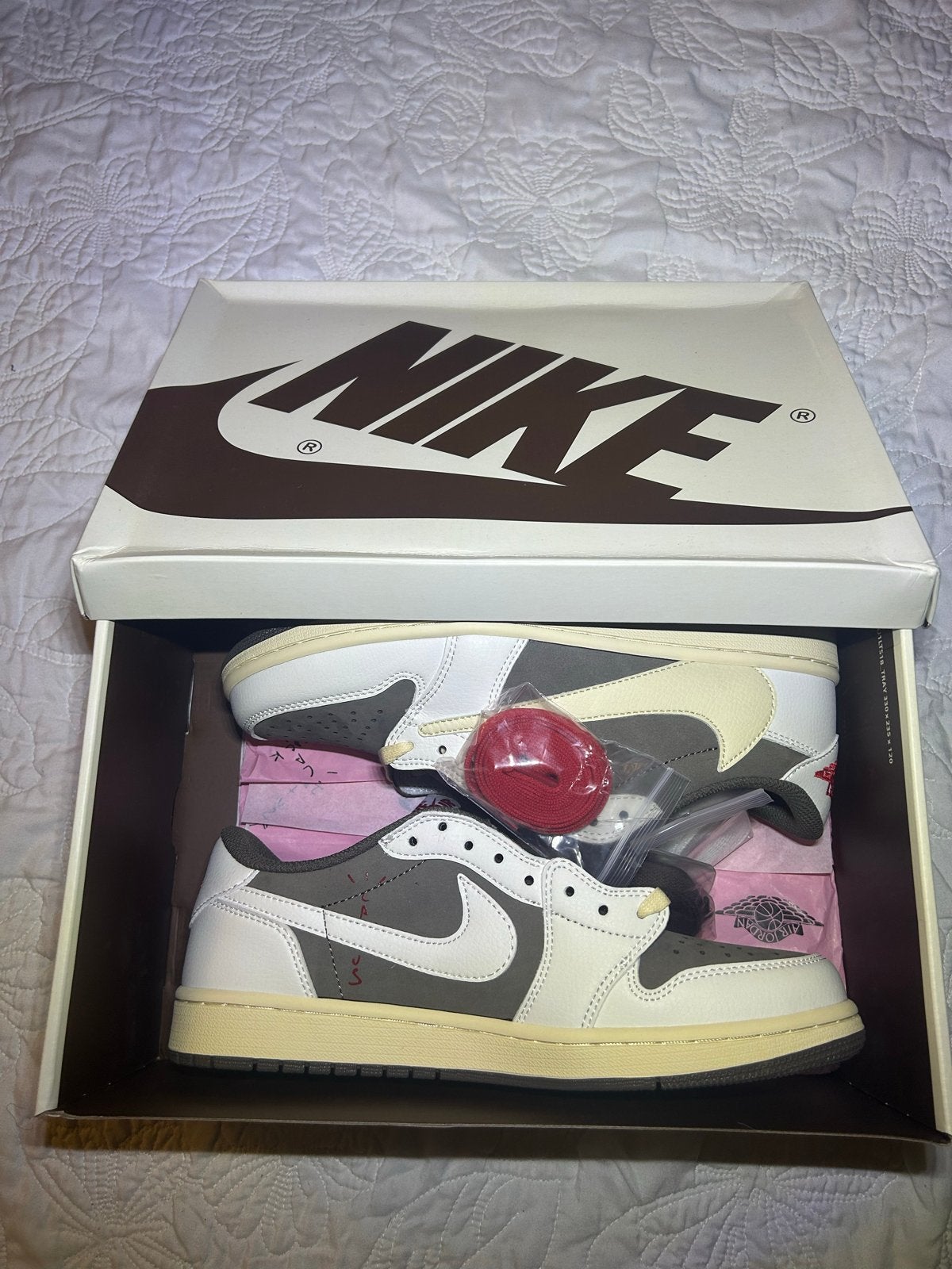 Nike Air Jordan 1 Low Travis Scott Reverse Mocha, Kleding | Heren, Bruin, Verzenden, Nieuw, Sneakers of Gympen
