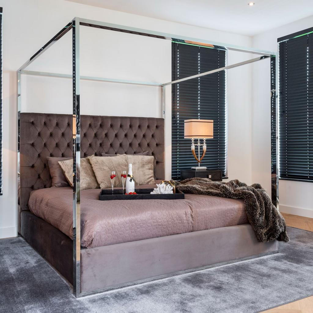 Luxe Richmond Hemelbed 180x200 - Modern Design, Huis en Inrichting, Slaapkamer | Bedden, Bruin, Tweepersoons, Ophalen of Verzenden