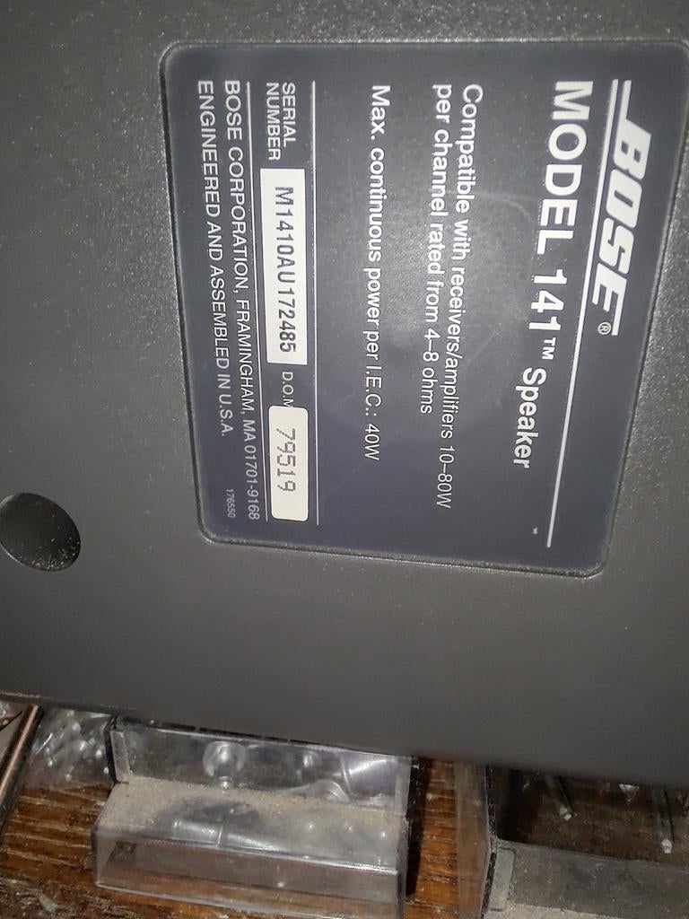 Bose 141 speakers 1 goed 1 slecht, Audio, Tv en Foto, Luidsprekers, Ophalen, Gebruikt, Bose, Minder dan 60 watt