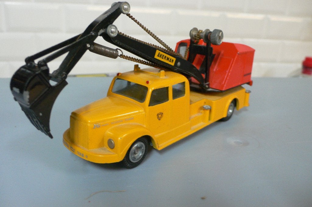 scania vabis 76 met akerman dragline - tekno denemarken 1/50, Verzenden, Zo goed als nieuw, Bus of Vrachtwagen, Tekno
