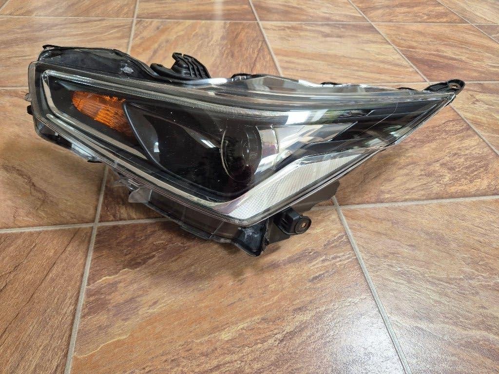 Koplamp met defecte ledstrip toyota aygo, Auto-onderdelen, Ophalen, Gebruikt, Toyota