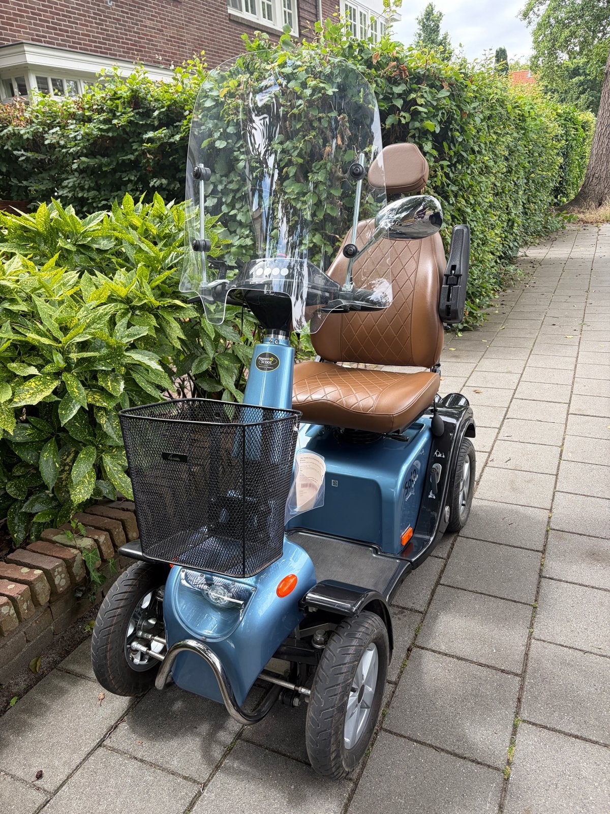 Luxe scootmobiel Life & Mobility SoloComfort (nieuwe accu’s), Ophalen, 46 km of meer, 16 km/u of meer