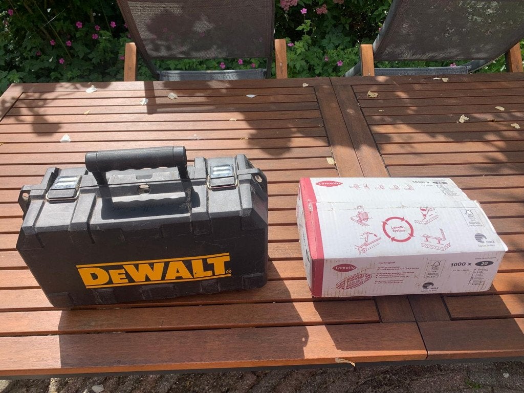 DeWalt Lamellenfrees DW682K in koffer met toebehoren, Ophalen, DeWalt, Lamellenfrees, Zo goed als nieuw