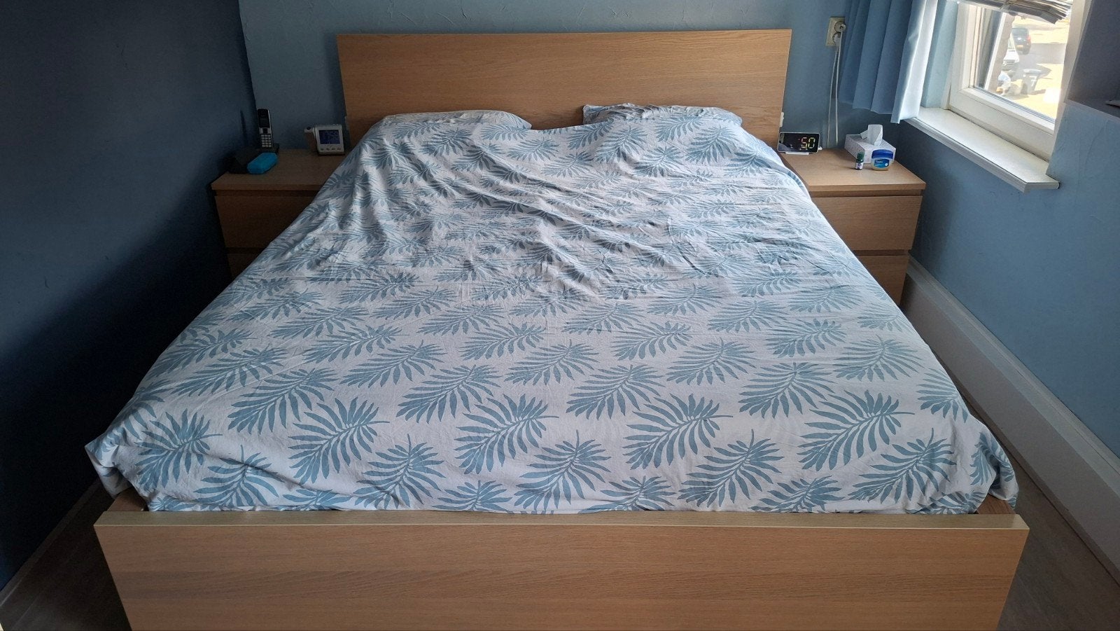 malm bed met nachtkastjes, Ophalen, Gebruikt, Tweepersoons