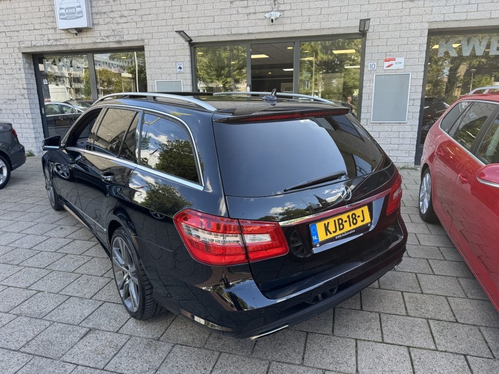Mercedes-Benz E-Klasse Estate 500 AMG Harman Night vision Lu, Auto's, Euro 5, Gebruikt, 8 cilinders, Zwart