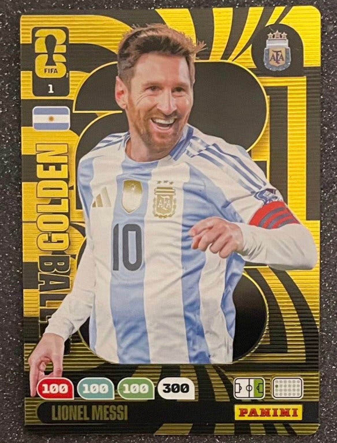 Panini WORLD CUP 2026   GOLDEN BALLER   MESSI   ARGENTINA, Verzenden, Zo goed als nieuw, Plaatje