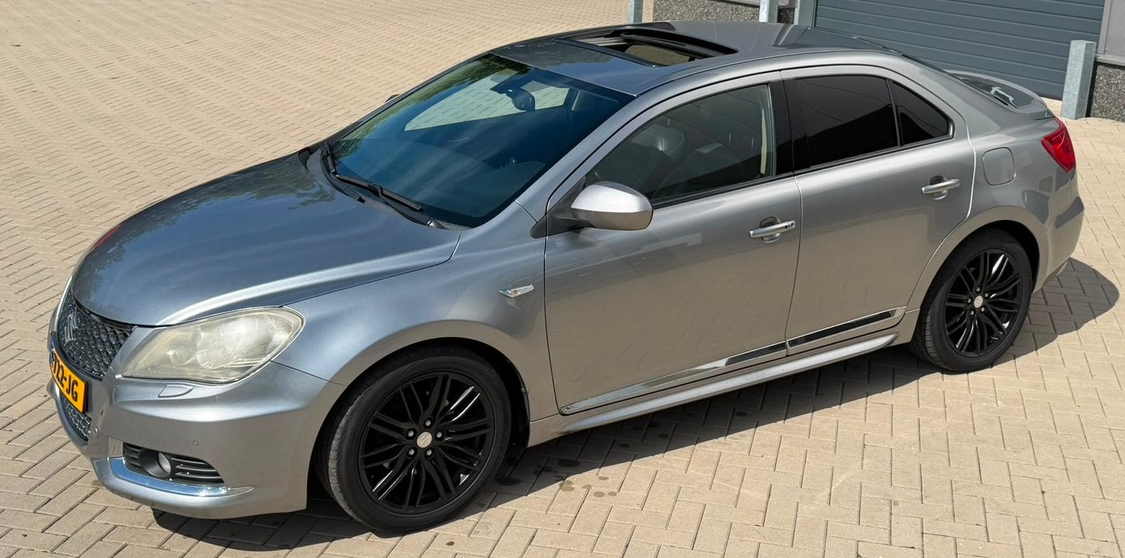 ‼️SUZUKI KISASHI 2.4 SPORT 180PK AWD BJ2013 FULL OPTIONS‼️, Auto's, Suzuki, Automaat, 4 cilinders, 1505 kg, Bedrijf