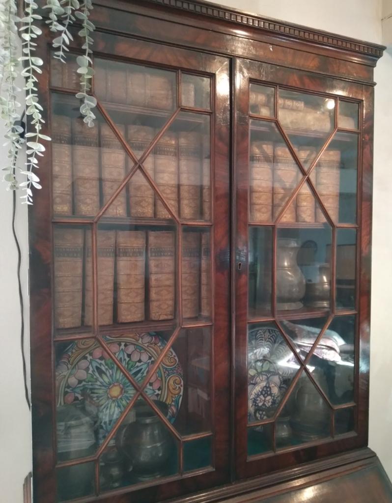 Antiek Mahonie Engels Topbureau (Bureau Boekenkast), Antiek en Kunst, Ophalen