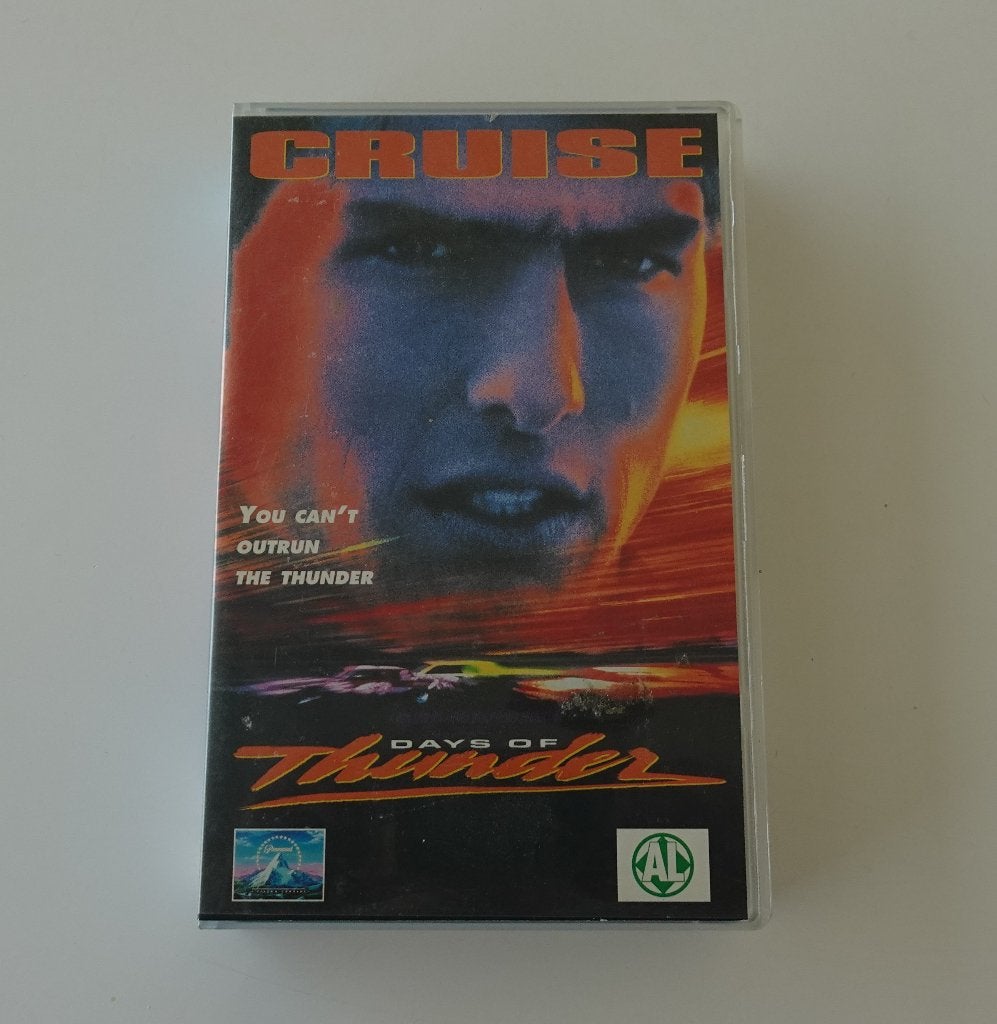 Tom Cruise in Days Of Thunder - Film op VHS uit 1990, Cd's en Dvd's, Vanaf 16 jaar, Ophalen, Zo goed als nieuw