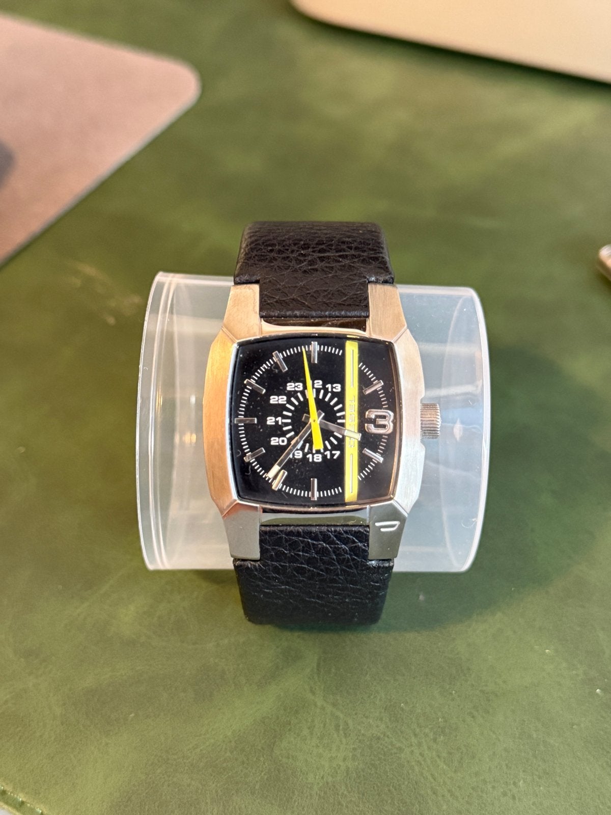 Nieuw Diesel horloge met leren bandje - ongedragen, Overige merken, Leer, Staal, Polshorloge