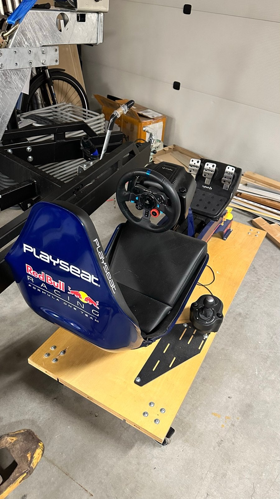Playseat Red Bull Racing F1 met Logitech G29 en Shifter, Ophalen, Racestoel, Gebruikt, Force feedback