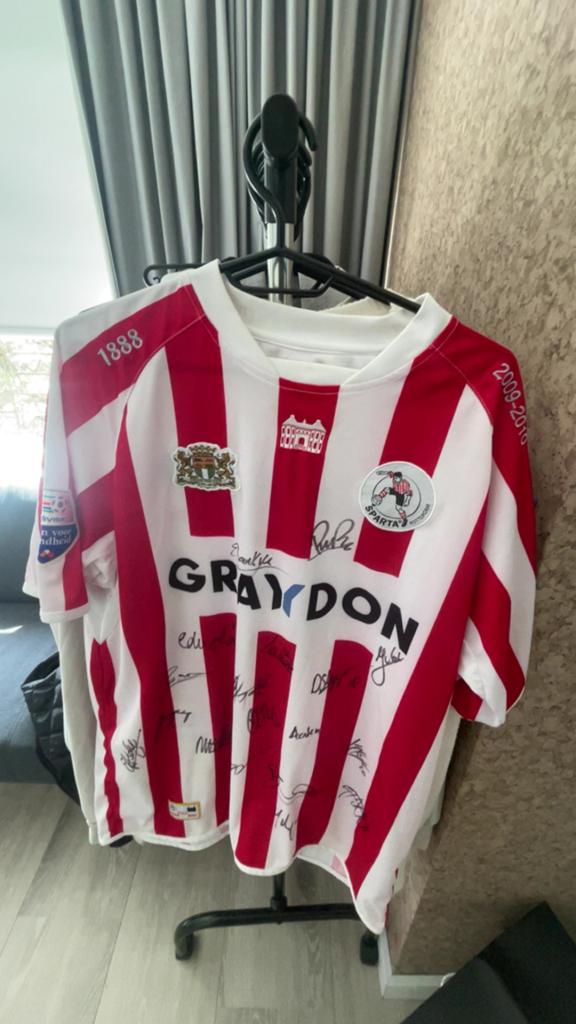 Gesigneerd sparta shirt 2009-2010, Verzamelen, Sportartikelen en Voetbal, Ophalen, Zo goed als nieuw