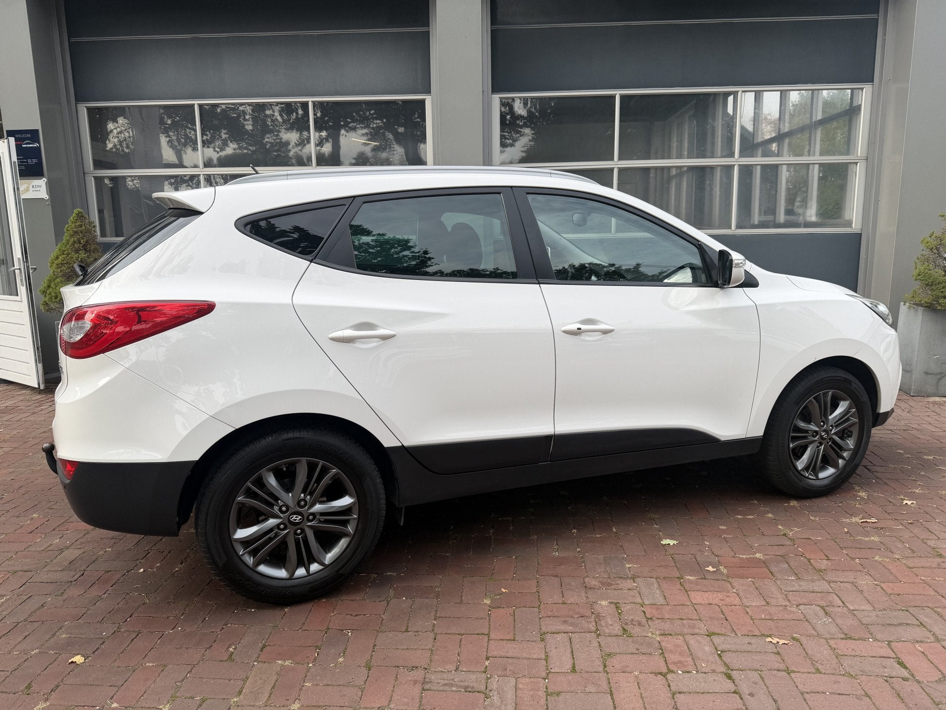 Hyundai ix35 2.0i i-Vision Bj 2014 Km 144.000 Hoge Zit trekg, Auto's, Gebruikt, Zwart, 4 cilinders, Leder en Stof