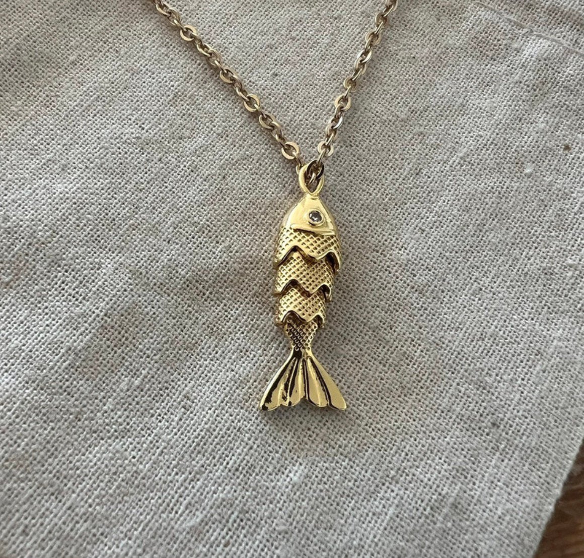 Vergulde ketting met vis 45cm, Verzenden, Zo goed als nieuw, Goud, Overige materialen