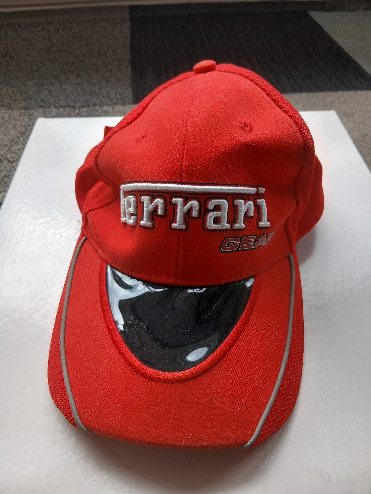 Nieuwe Ferrari officiële merchandise pet cap, Ferrari, Nieuw, Pet, One size fits all