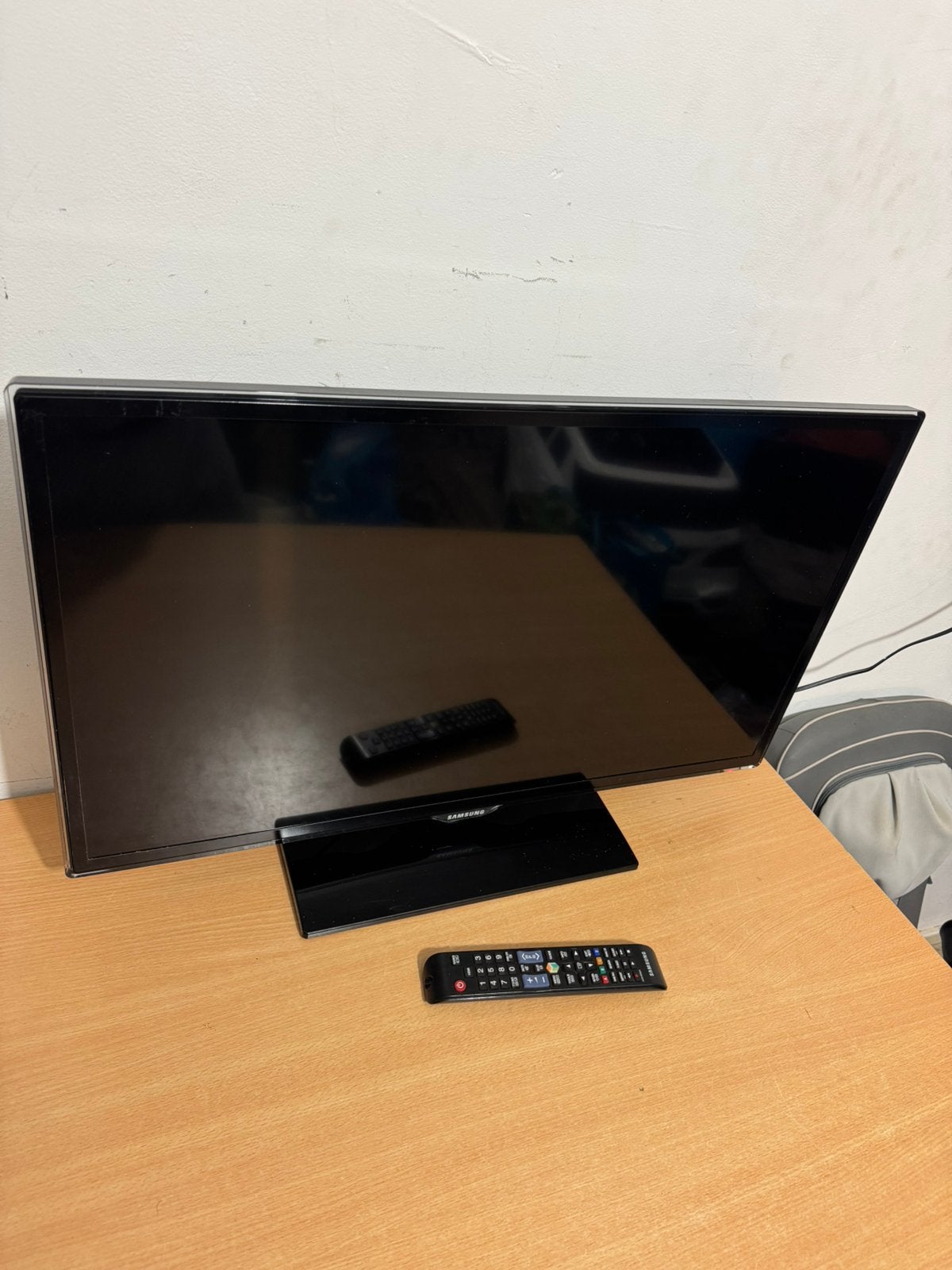Smart TV Samsung UE32ES5700 + AB + WIFI Dongle, 50 Hz, Ophalen of Verzenden, Zo goed als nieuw, Samsung