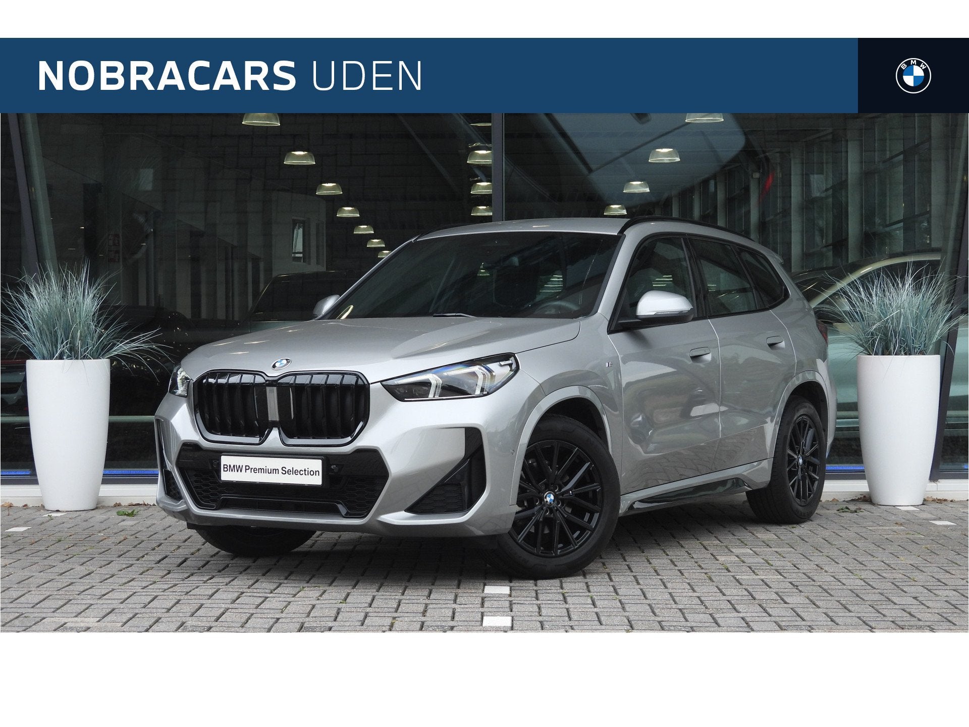 BMW X1 sDrive18i M Sport Automaat / M Adaptief onderstel / S, Auto's, Dealer onderhouden, 136 pk, Gebruikt, Zwart