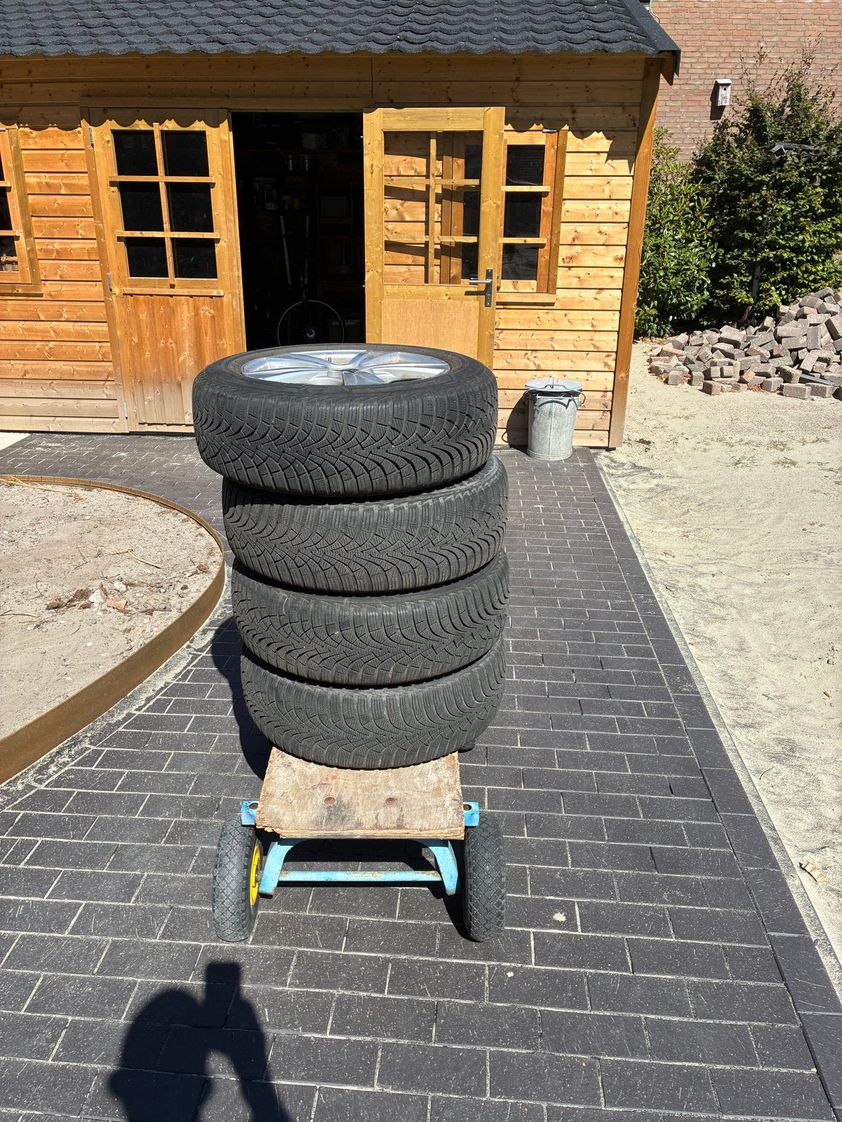 Orginele Kia Niro velgen 16 inch op Winterbanden, Auto-onderdelen, Banden en Velgen, Ophalen, Gebruikt, 16 inch, Banden en Velgen