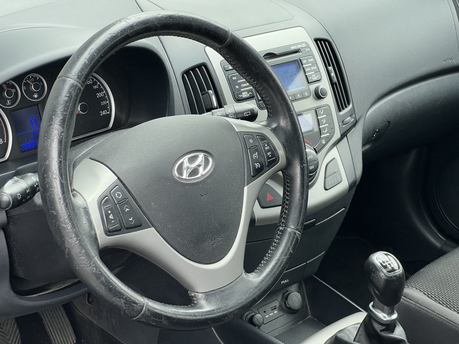 Hyundai I30 CW 1.6i i-Motion | NAP | Trekhaak | Clima |, Auto's, Voorwielaandrijving, Euro 5, Stof, Gebruikt