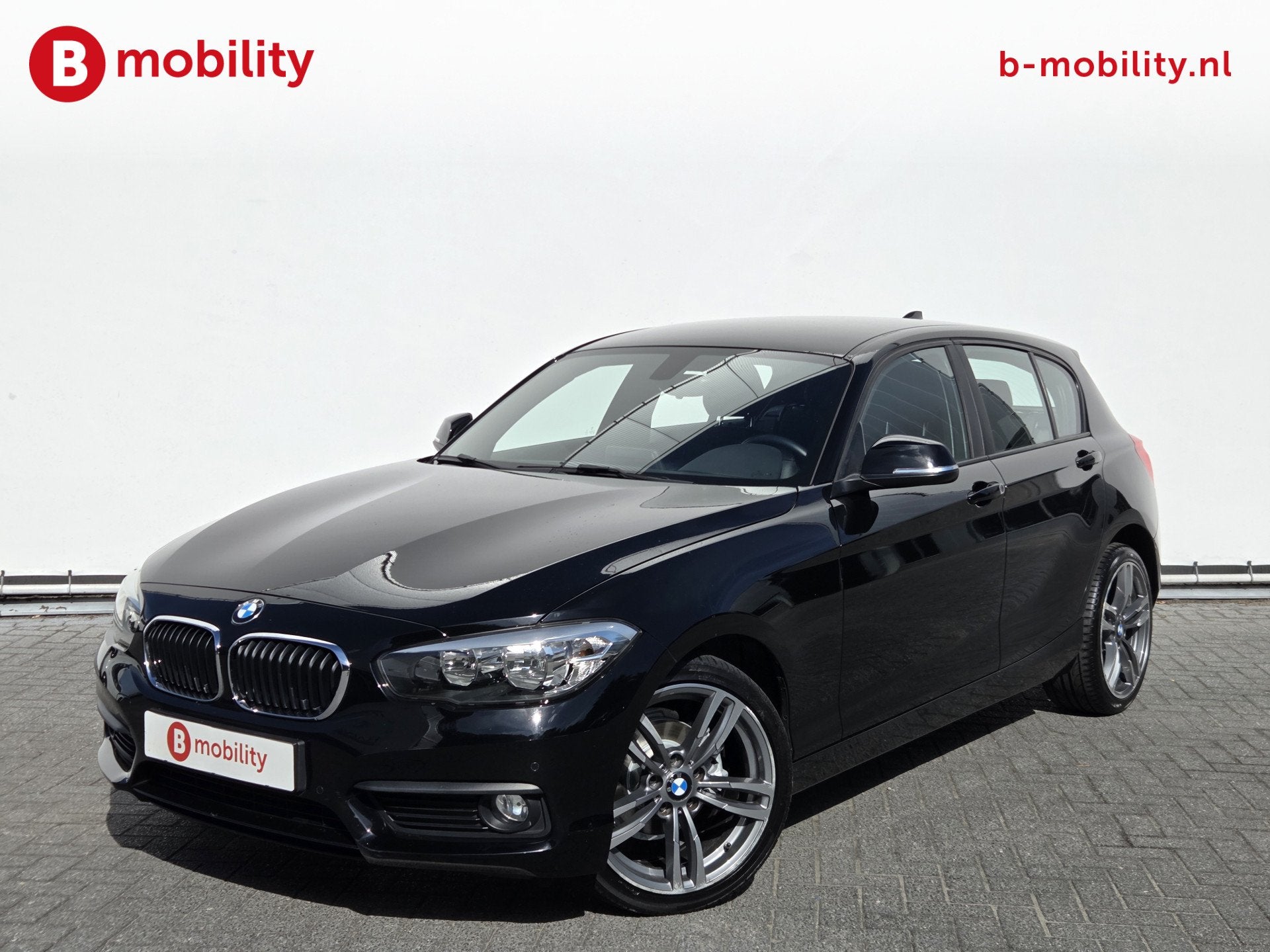 BMW 1-serie 116i Sport Stoelverwarming 97.000KM! | Cruise Co, Auto's, 1-Serie, Zwart, 3 cilinders, 1499 cc