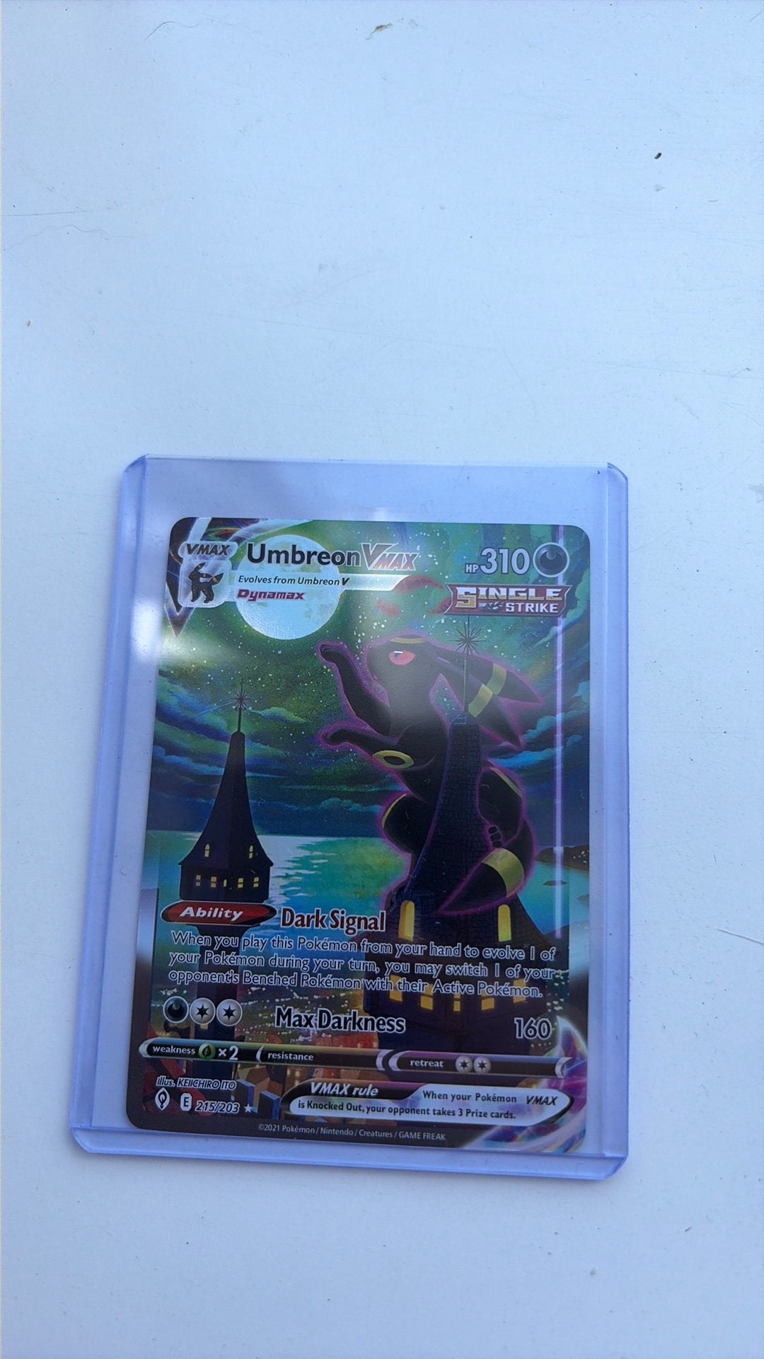 Umbreon v max, Hobby en Vrije tijd, Verzamelkaartspellen | Pokémon, Ophalen, Zo goed als nieuw