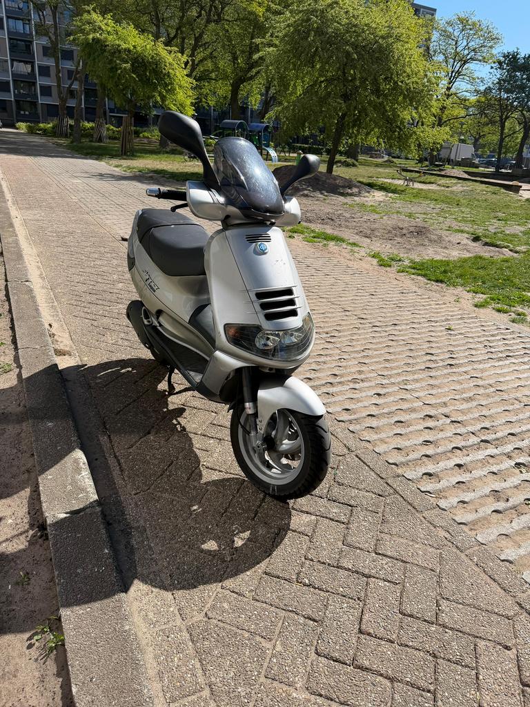 Skipper Lx 125cc 4takt, Fietsen en Brommers, Scooters | Piaggio, Ophalen of Verzenden, Zo goed als nieuw, Benzine, Overige modellen