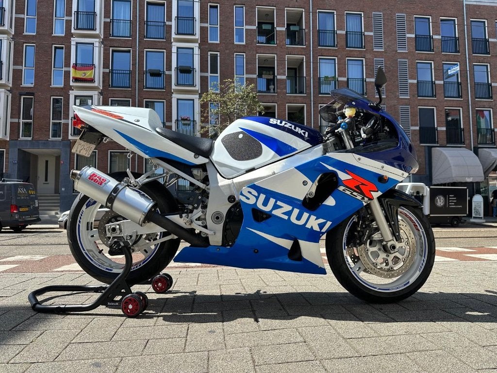 MOTORFIETS Super Sport Suzuki GSX-R 600 (2001), Sportuitlaat, Occasion, 4 cilinders, Motorrijbewijs A