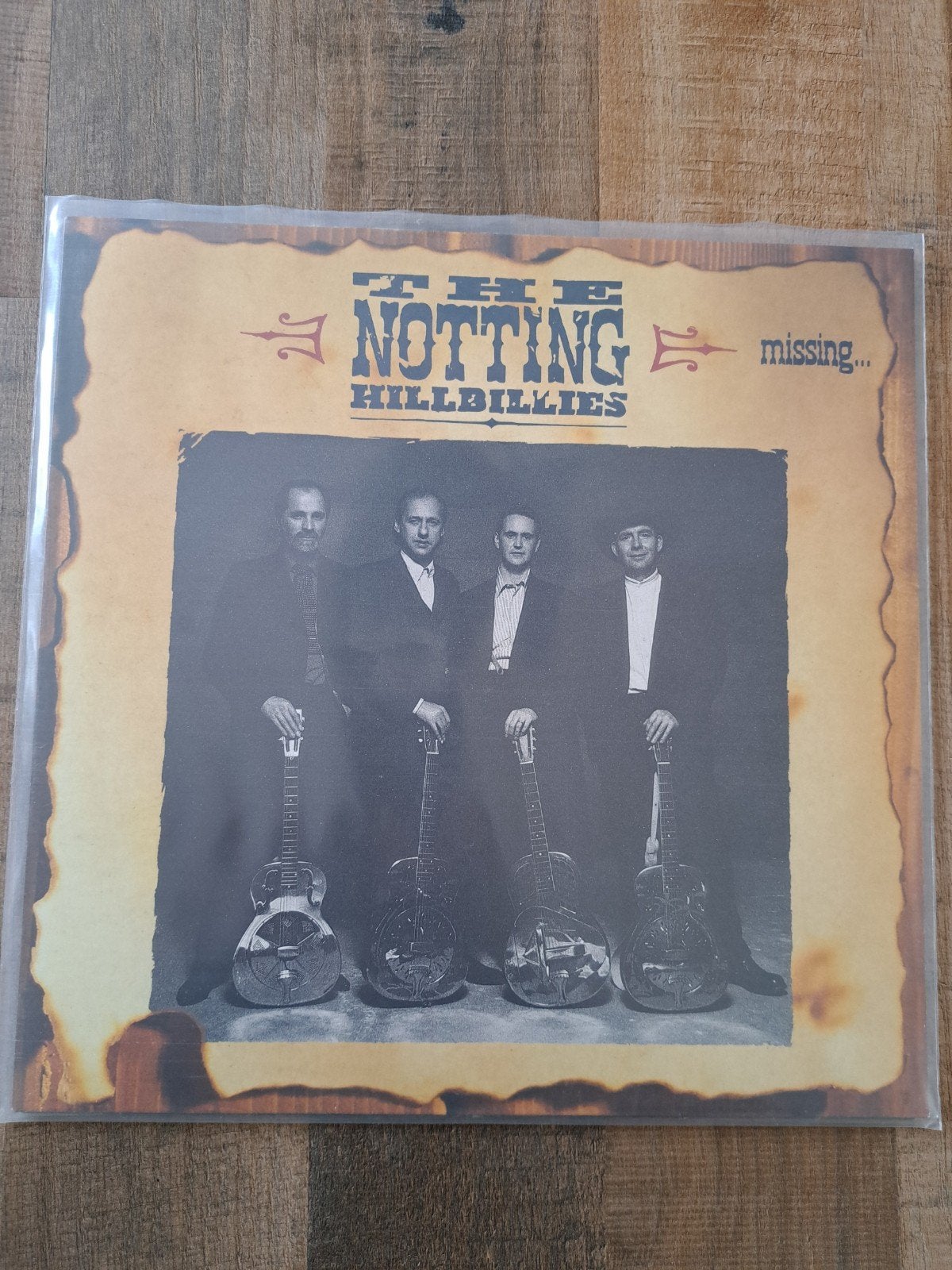 The Notting Hillbillies - Missing..., Cd's en Dvd's, Vinyl | Pop, Gebruikt, 1990 - 1999, 12 inch, Ophalen of Verzenden