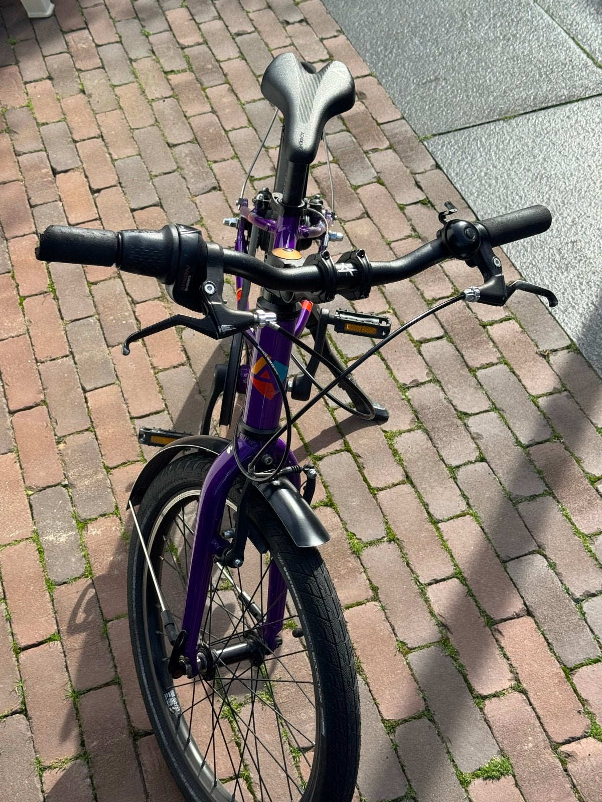 Foto 6 van Kinderfiets Academy  20 inch - Zo goed als nieuw