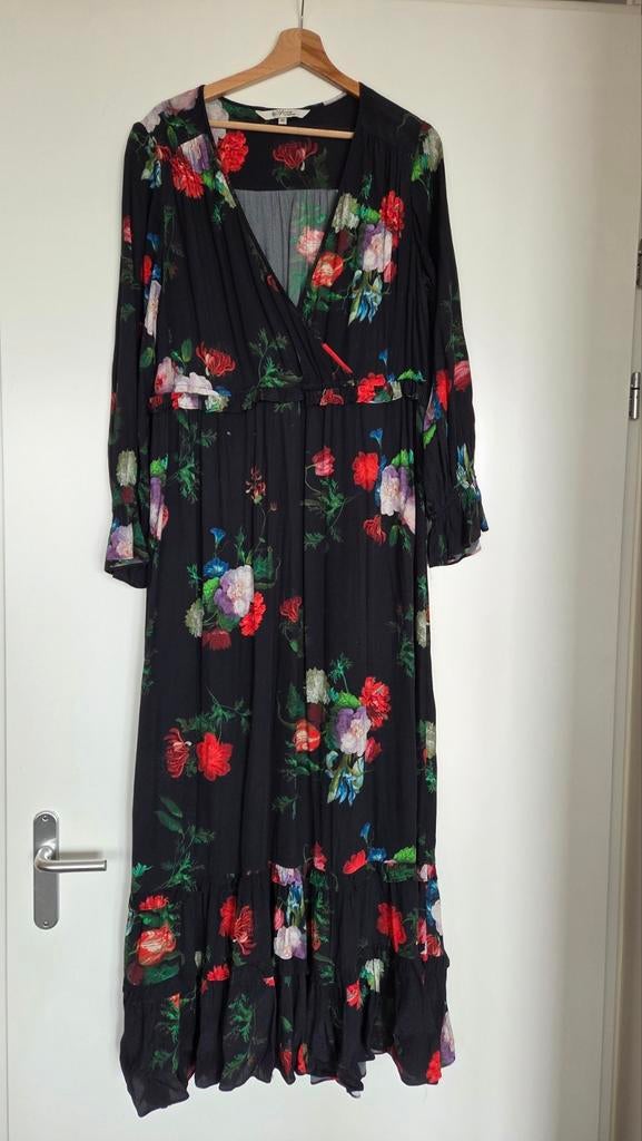 Zwarte bloemenjurk van Miljuschka by Wehkamp, maat 40, Maat 38/40 (M), Verzenden, Zwart, Miljuschka by Wehkamp