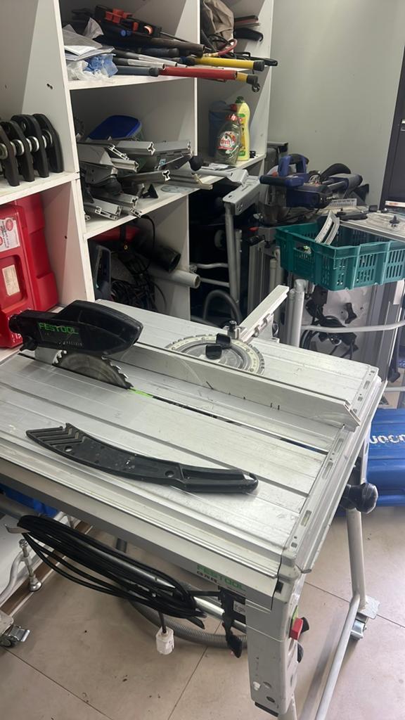 Festool cs 70 Trek-/afkortzaagmachine, Ophalen of Verzenden, 1200 watt of meer, Cirkelzaag, 30 tot 70 mm