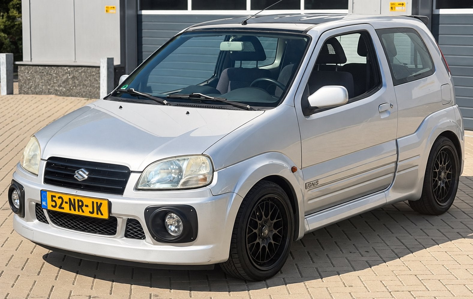 ‼️SUZUKI IGNIS 1.5 SPORT 110PK RECARO STOELEN  AIRCO GRIJS‼️, Auto's, Voorwielaandrijving, Stof, 4 cilinders, Bedrijf