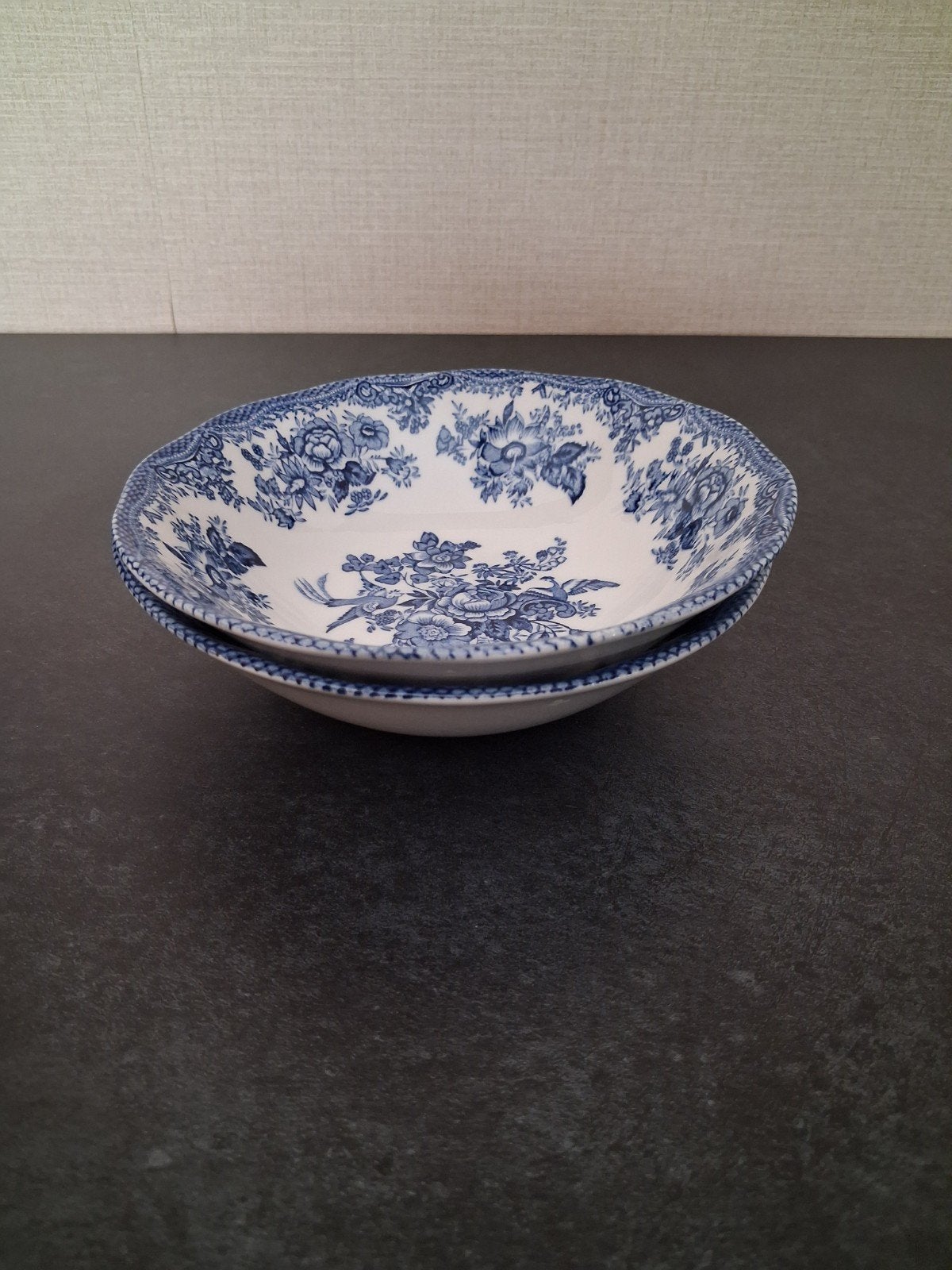 Unicorn Staffordshire schaaltjes met bloemmotief, Antiek en Kunst, Antiek | Servies los, Ophalen of Verzenden