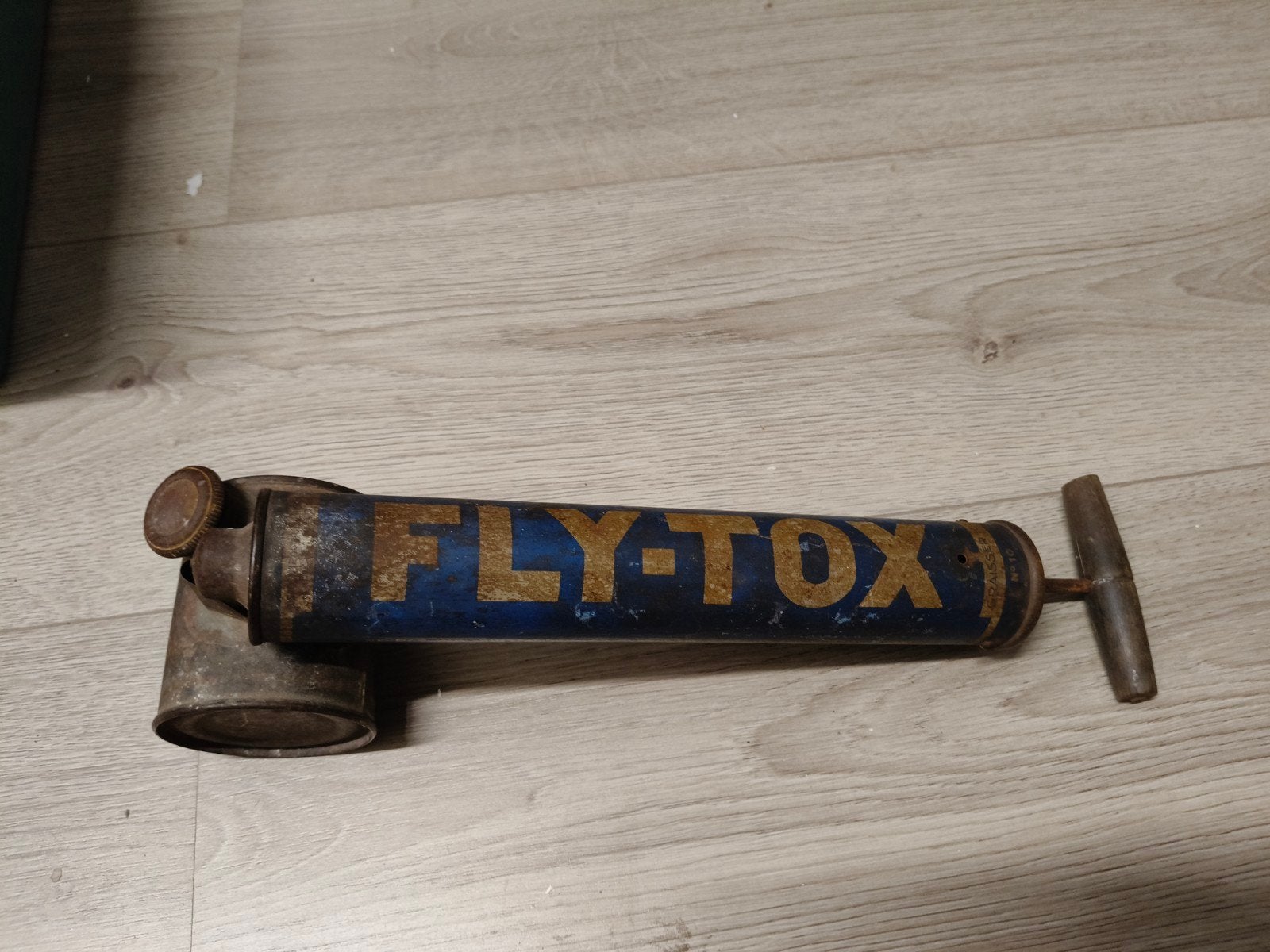 Vintage Fly-Tox Insecticide Pomp - Decoratief Item, Ophalen of Verzenden