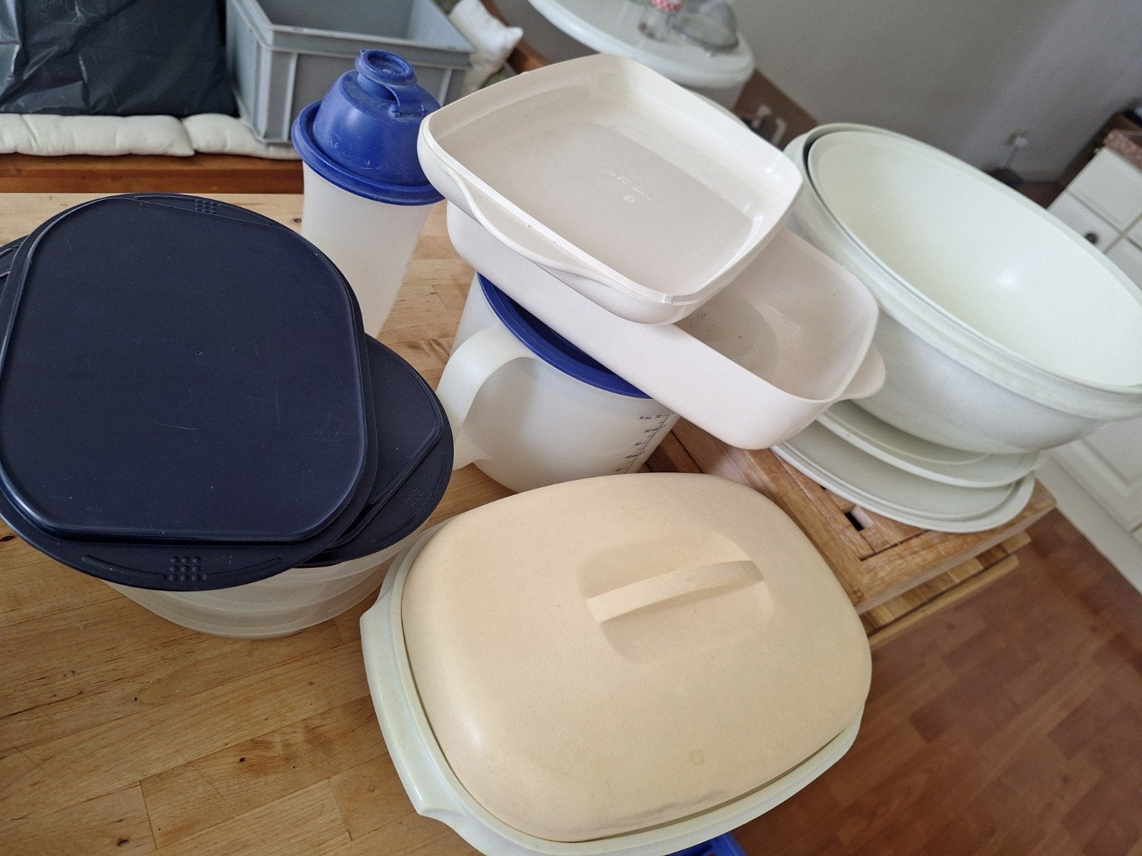 Tupperware 2 grote  schalen, warmhoudschaa, 3 vleeswaren bo), Ophalen of Verzenden, Zo goed als nieuw, Overige typen
