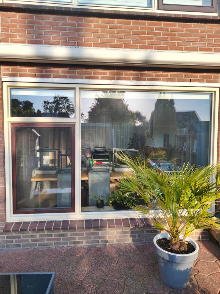 Groot kunststof raam Gratis, Doe-het-zelf en Verbouw, Glas en Ramen, Ophalen of Verzenden, Zo goed als nieuw, Dakraam