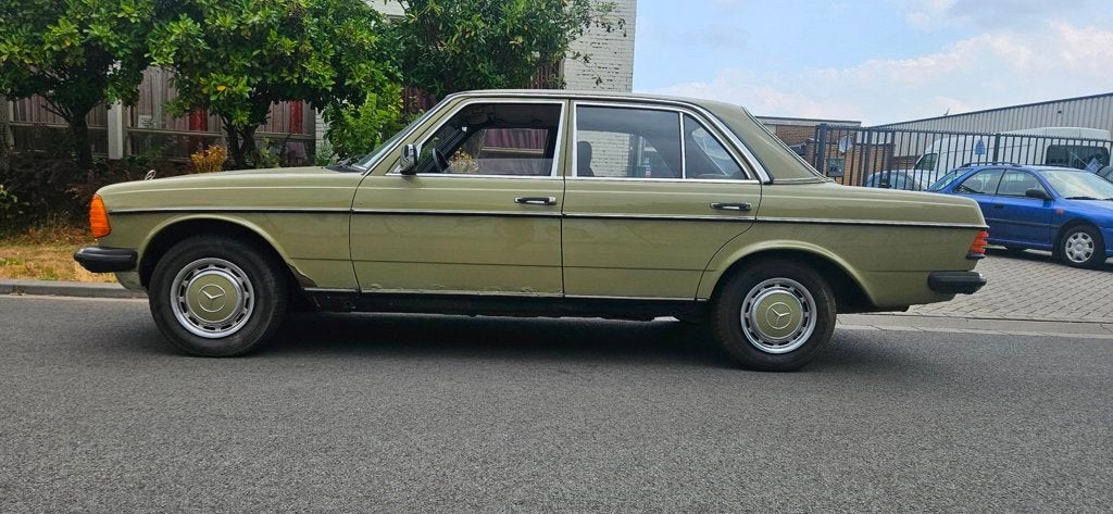 Mercedes-Benz 200-280 (W123) 200 D, Auto's, Achterwielaandrijving, Gebruikt, 60 pk, Origineel Nederlands