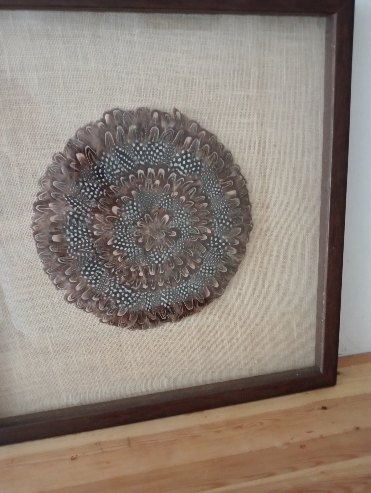 Wanddecoratie met veren Juju, Ophalen, Hout