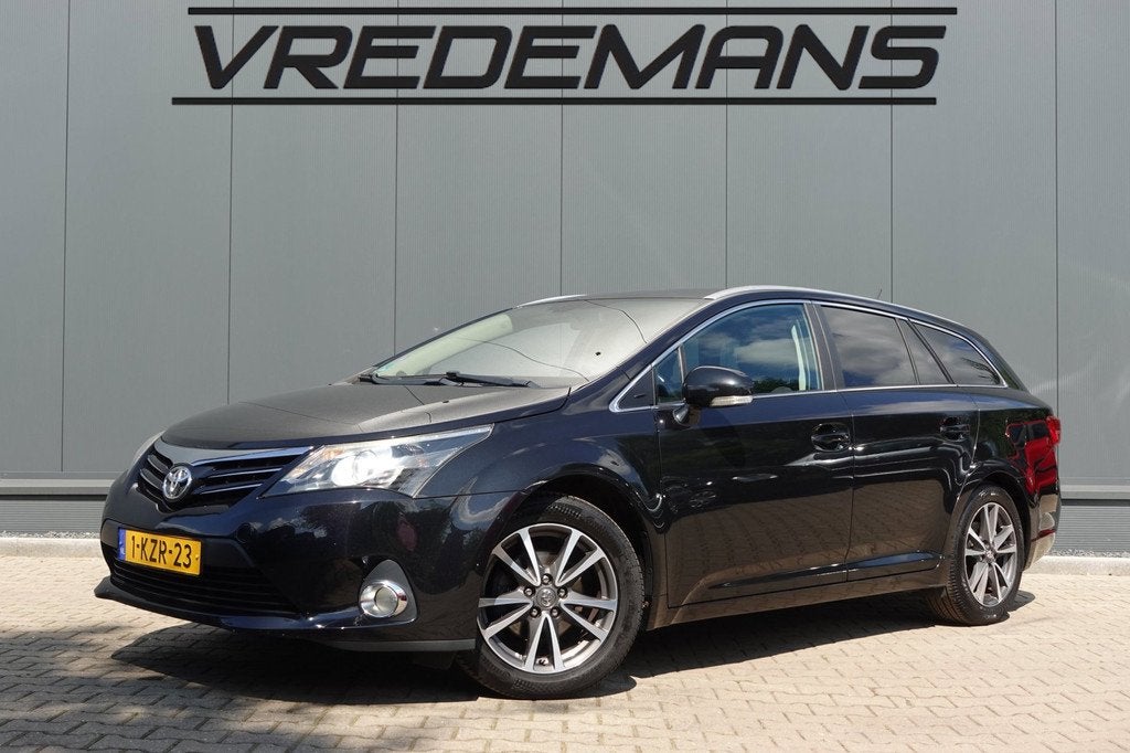 Toyota Avensis Wagon 2.0 VVTi Dynamic Business, Auto's, Toyota, Euro 5, 4 cilinders, Zwart, 1987 cc