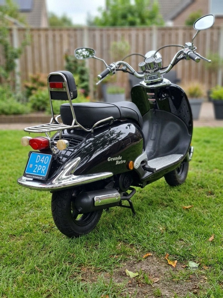 scooter grande retro rijklaar ( prijs is niet onderhandelb.), Ophalen of Verzenden, Benzine, Overige merken