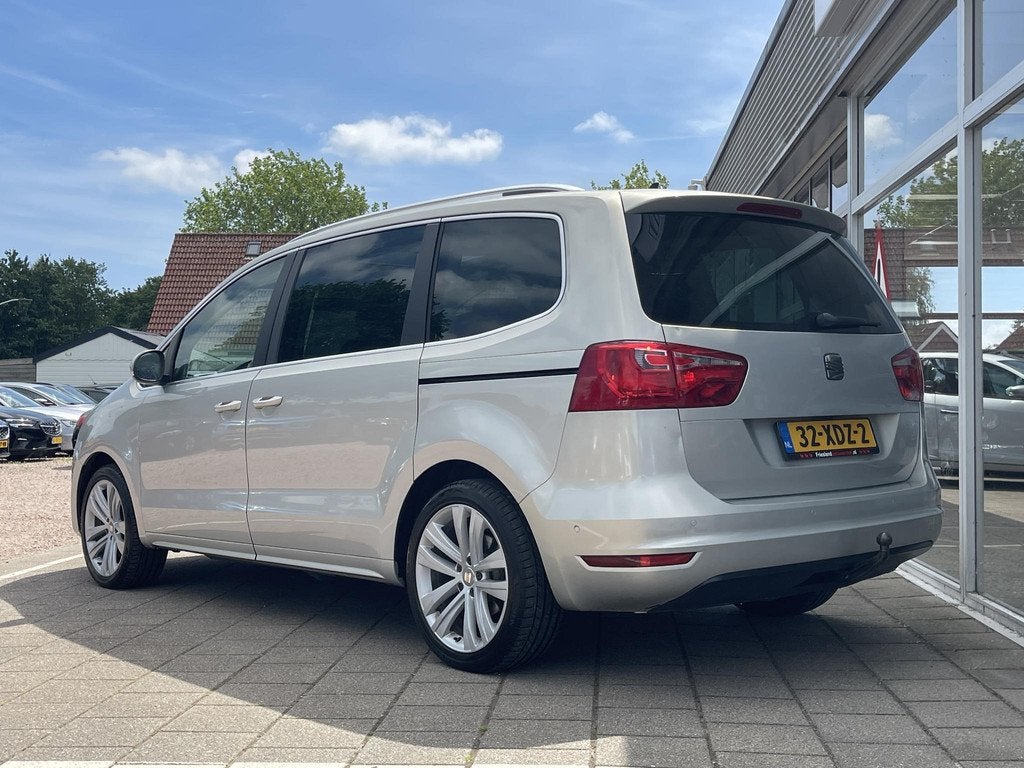 SEAT Alhambra 1.4 TSI Style /Automaat/Clima/Cruise/DAB/Pano/, Euro 5, Zwart, 4 cilinders, Origineel Nederlands